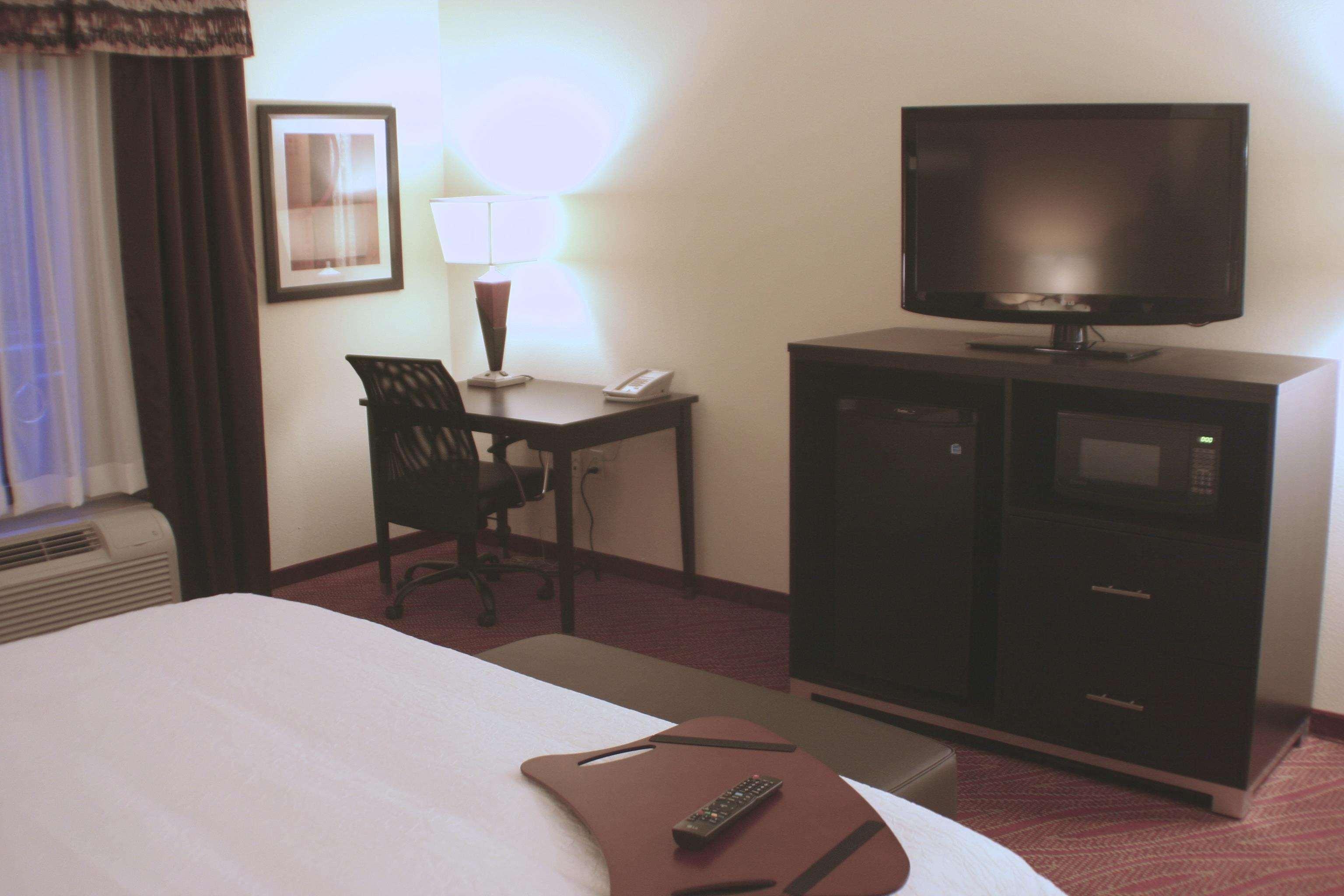 Hampton Inn Limerick Exterior photo