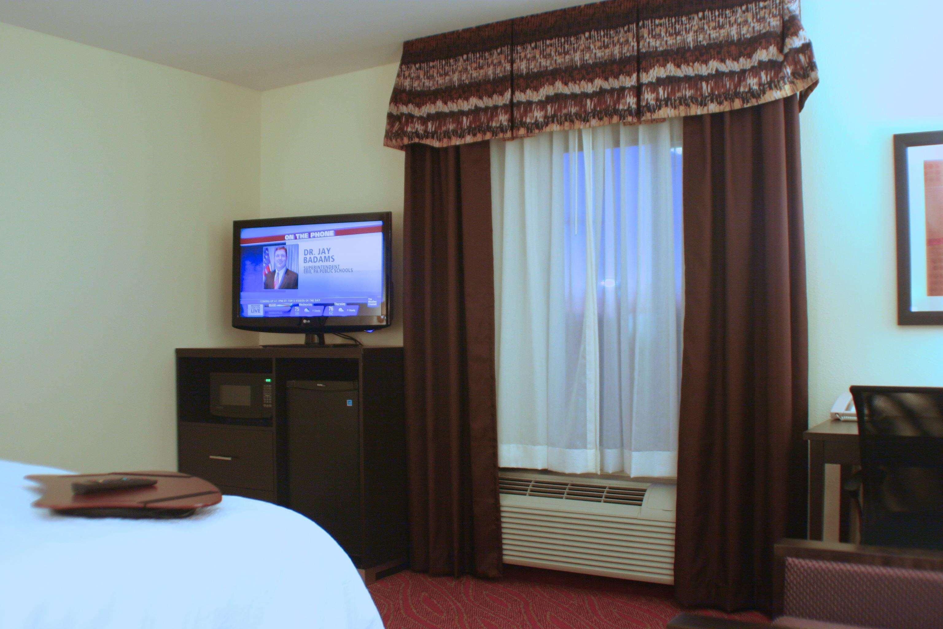 Hampton Inn Limerick Exterior photo