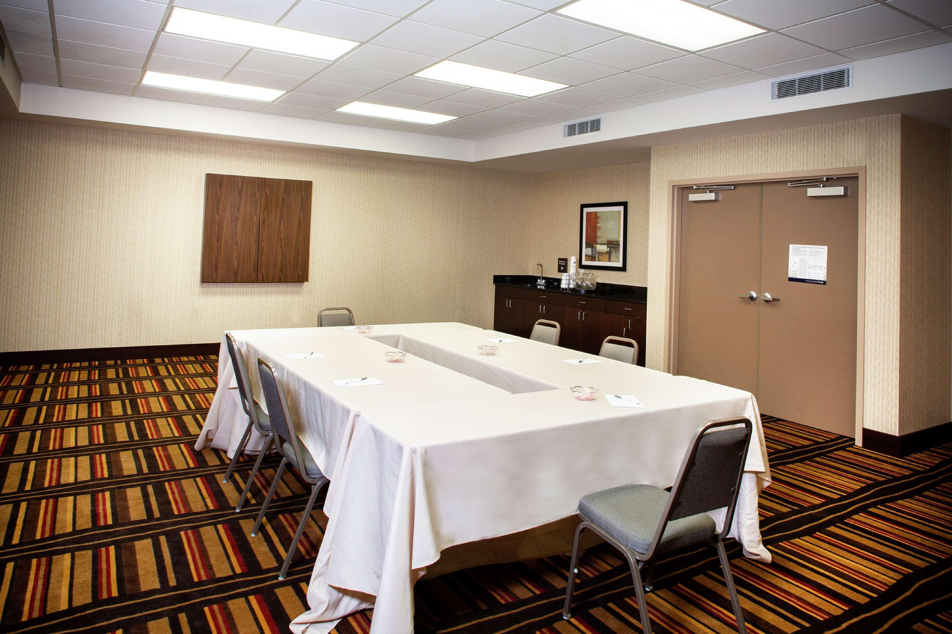 Hampton Inn Limerick Exterior photo